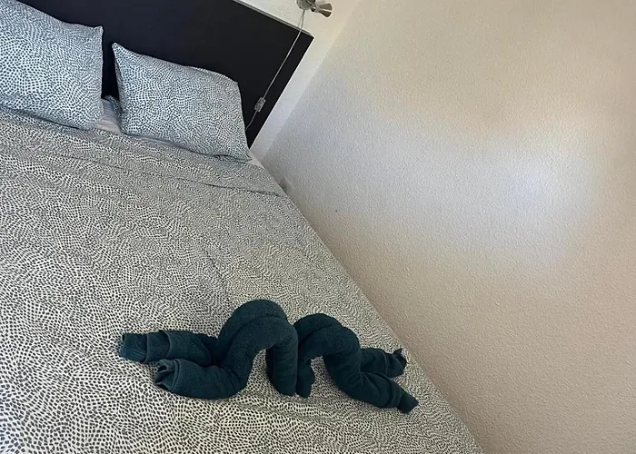 アパート 1 Bedroom With Balcony Near The Saint-Raphaël