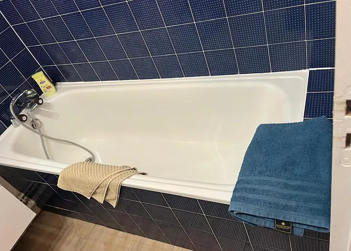 アパート 1 Bedroom With Balcony Near The Saint-Raphaël